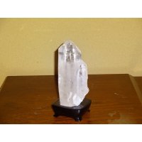 水晶原石（台付き）